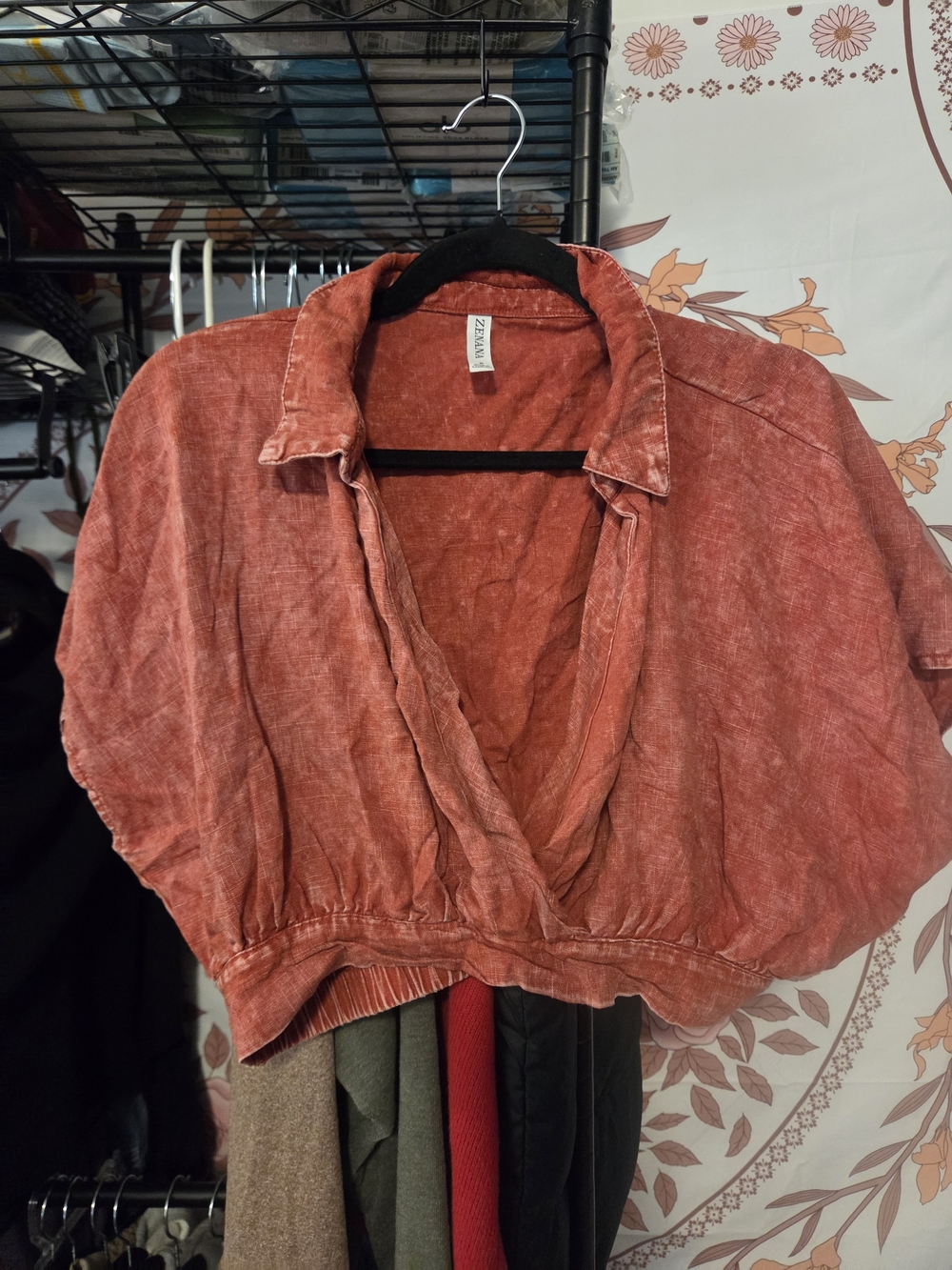 Zenana Outfitters Washed Rust Red Cropped V-Neck Blouse